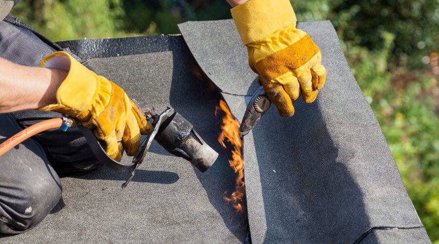 Professional flood damage restoration services in Glidden, TX